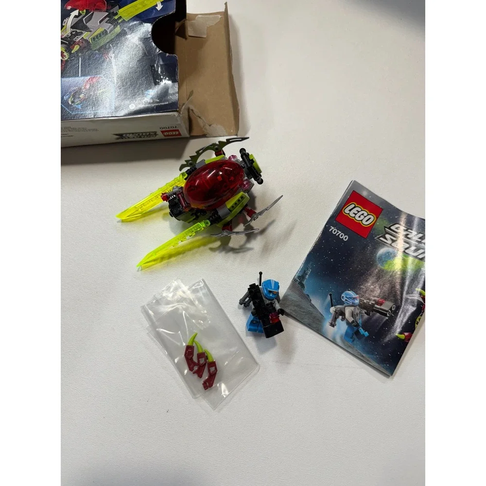 LEGO Galaxy Squad Space Swarmer 70700 Alien Bug Craft Minifigures Box Manual